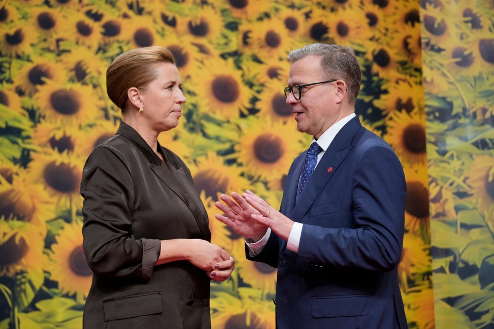 Europe_Summit724052
