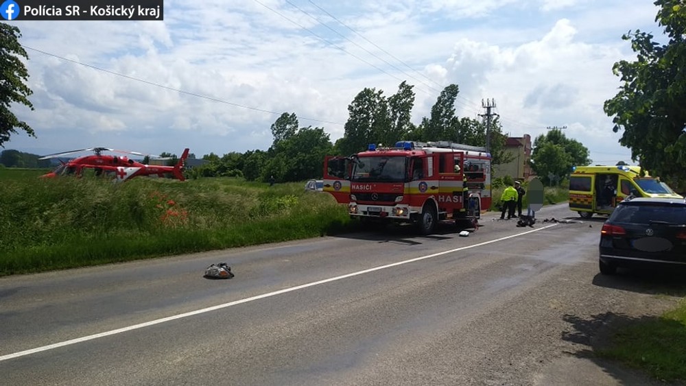 Po čelnej zrážke pomáhali leteckí záchranári