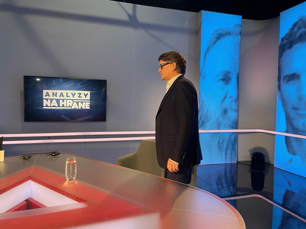 6f586758-fc6c-428a-98d1-b04e4a09b295