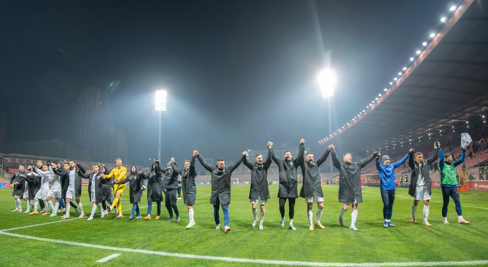 Futbalisti Slovenska zdolali Bosnu na jej pôde 2:1