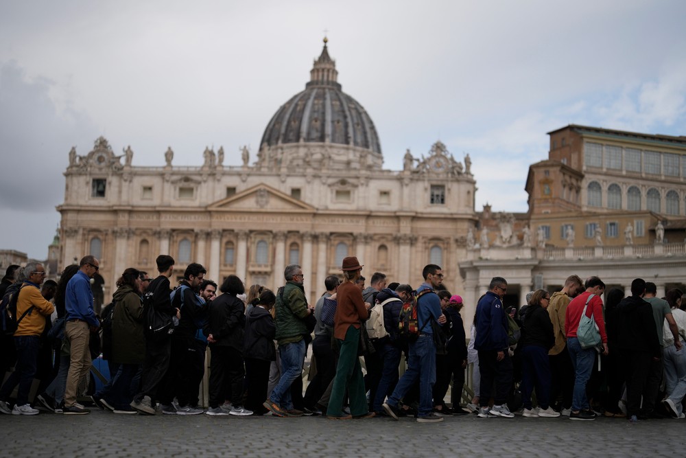 Vatican_Pope311374
