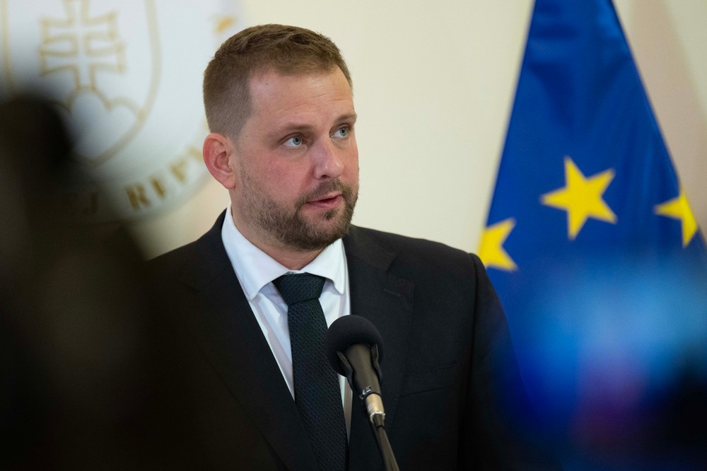 Mimoriadne zasadnutie Vlády SR po zrážke vlakov pri Pezinku