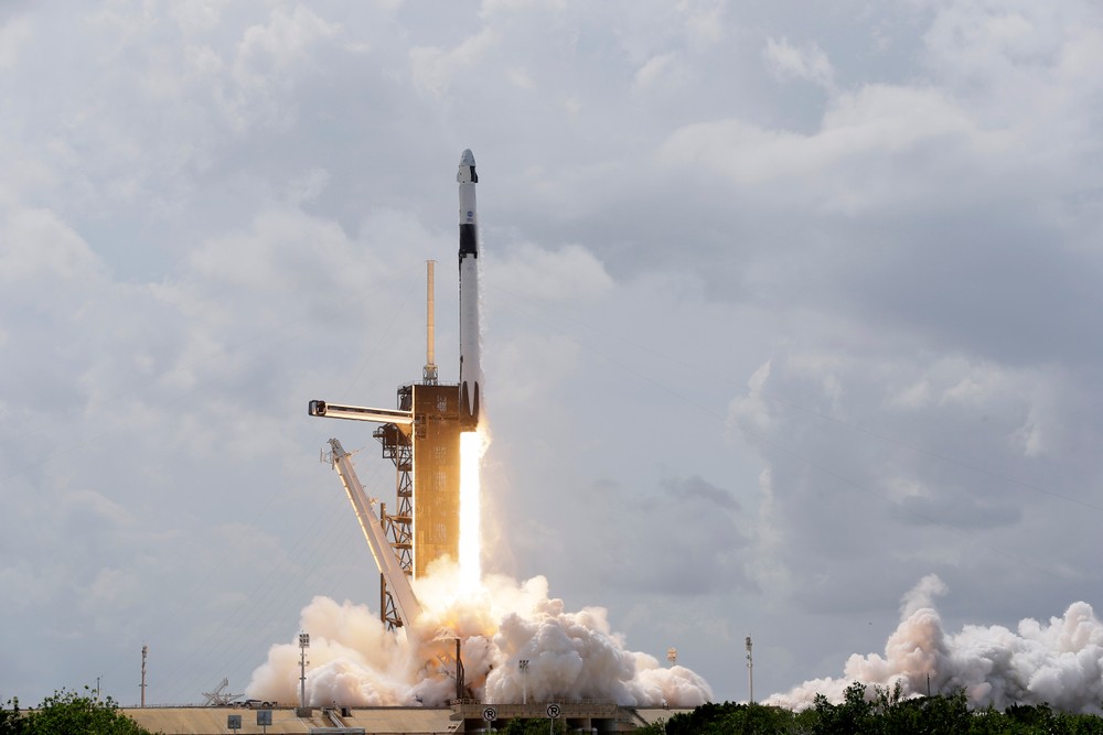 Odlet prvej komerčnej vesmírnej lode Crew Dragon