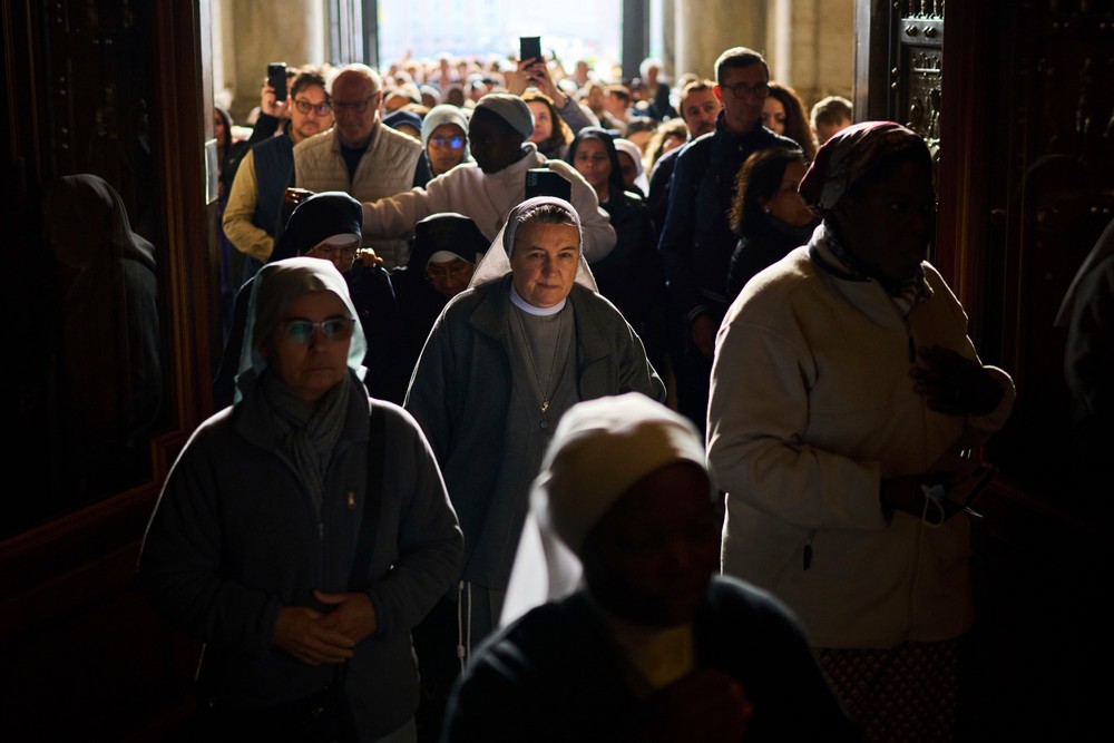 APTOPIX_Vatican_Pope311338