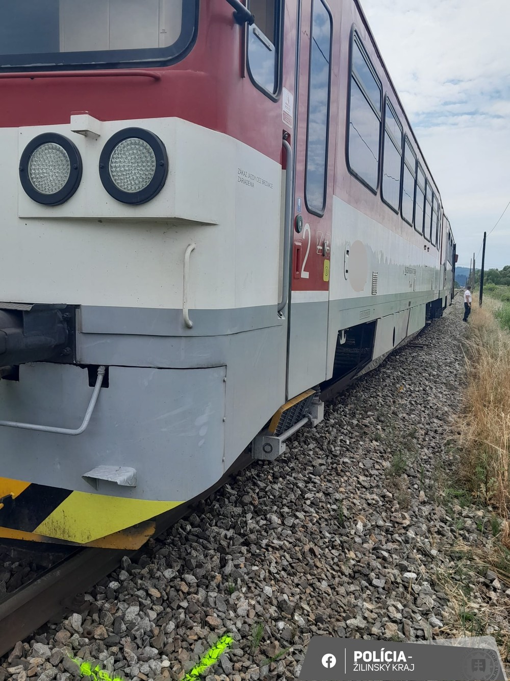 Tragická zrážka vlaku s motoyklom v Rakovej (3)