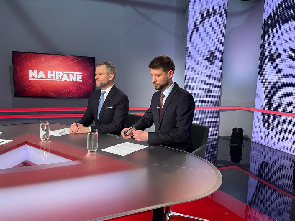 2d72774b-6120-4f45-995b-63e518305fe9