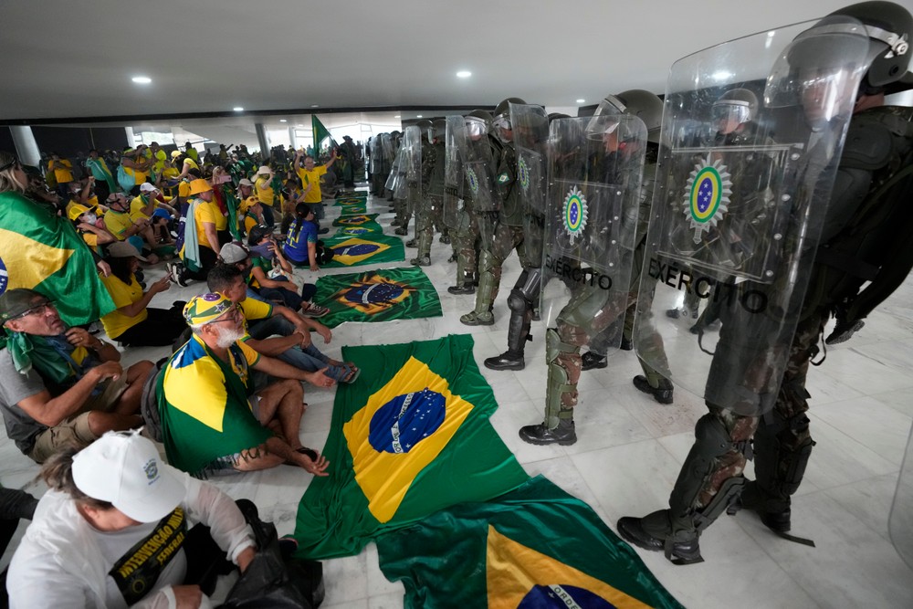 Útok na vládne budovy v Brazílii
