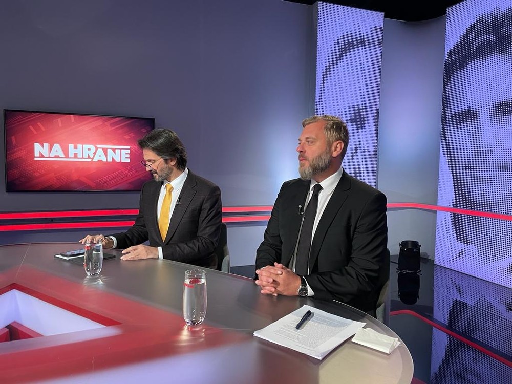 716e1927-a81c-492a-8d68-4ac70ab7c8d0