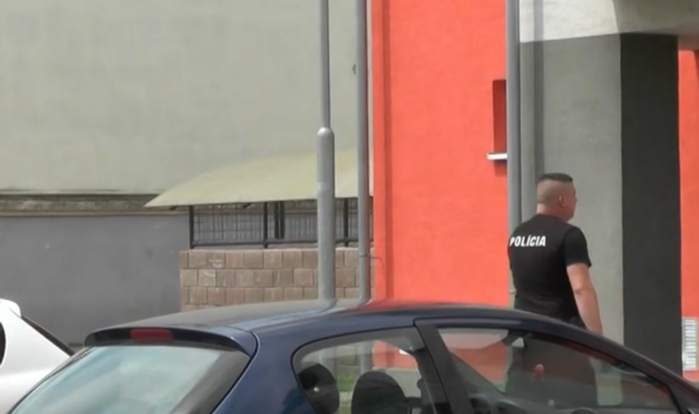 policia samovrazda