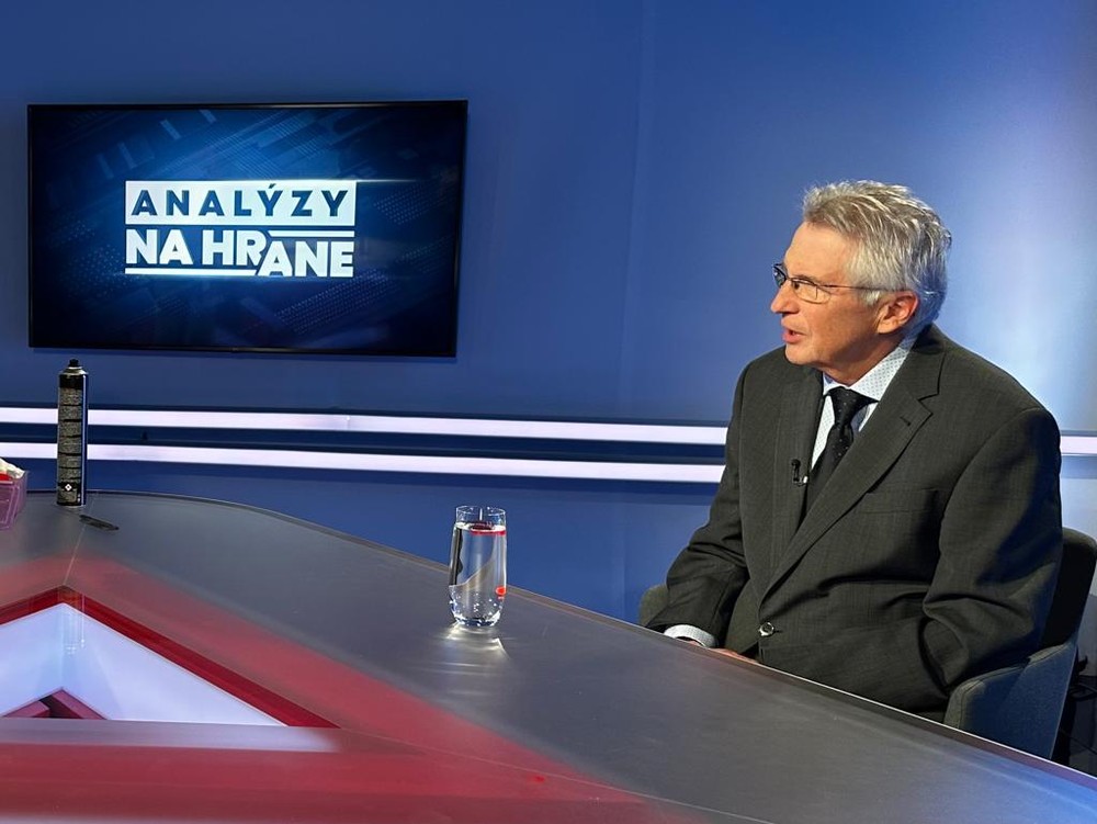 Analýzy Na hrane s Ivanom Šimkom