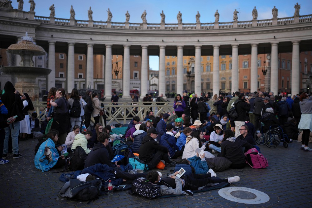 Vatican_Pope317238
