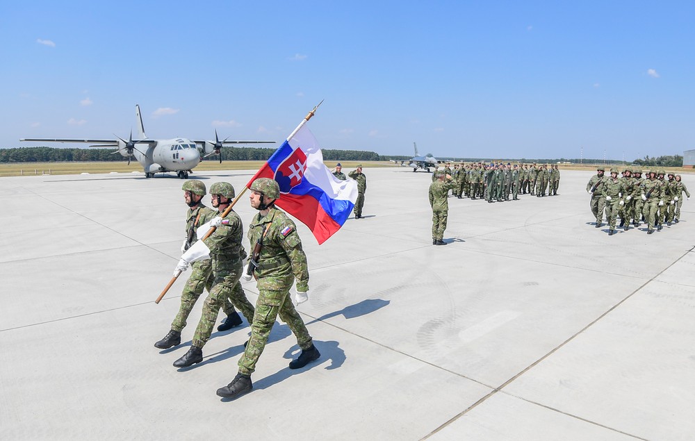Test a následné slávnostné odovzdanie záchytného systému BAK-12