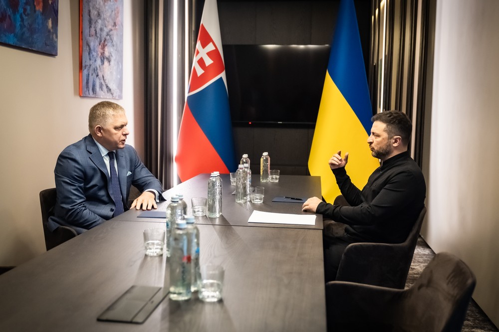 Premiér Fico sa v Užhorode stretol s ukrajinským prezidentom Zelenským