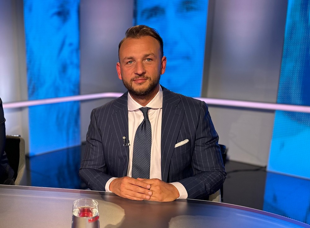 Analýzy Na hrane s Jurajom Krúpom a Matúšom Šutajom Eštokom