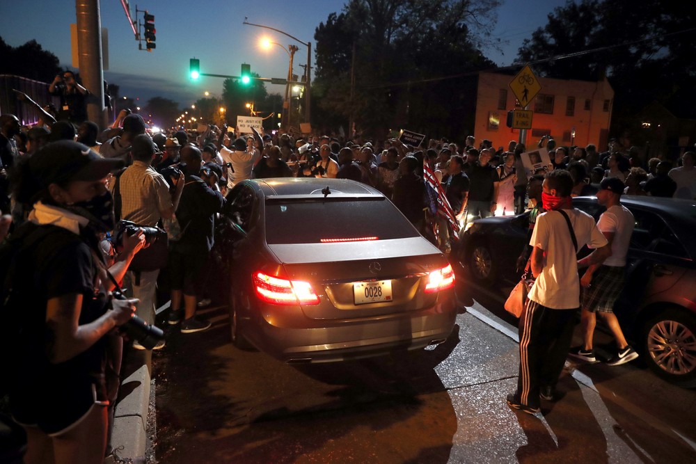 Násilné protesty v americkom St. Louis 