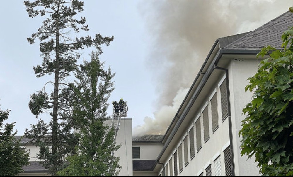 Požiar nemocnice praha 5