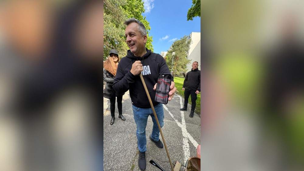 Andrej Danko zlomený zub