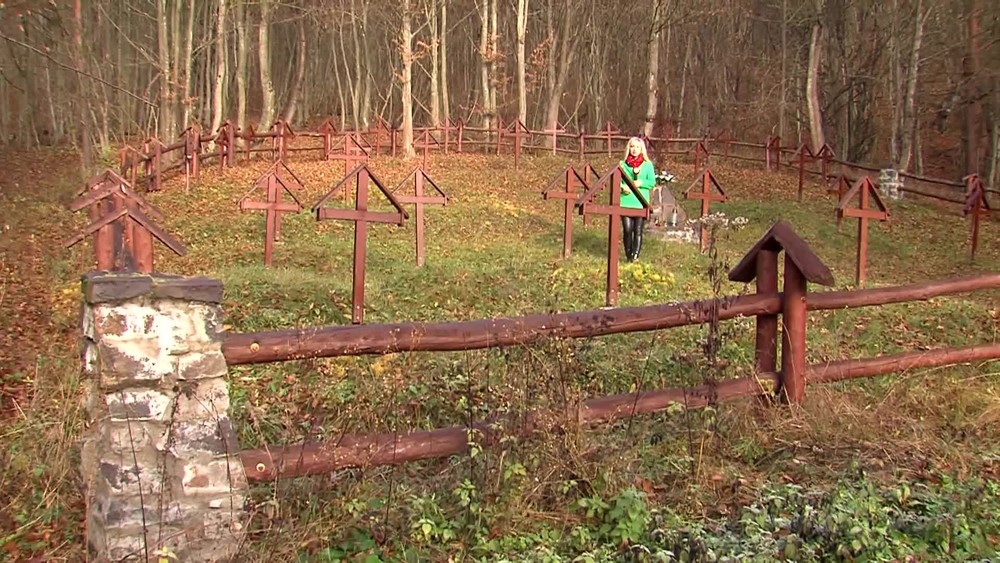 [multi] Cervene maky ludia 10396