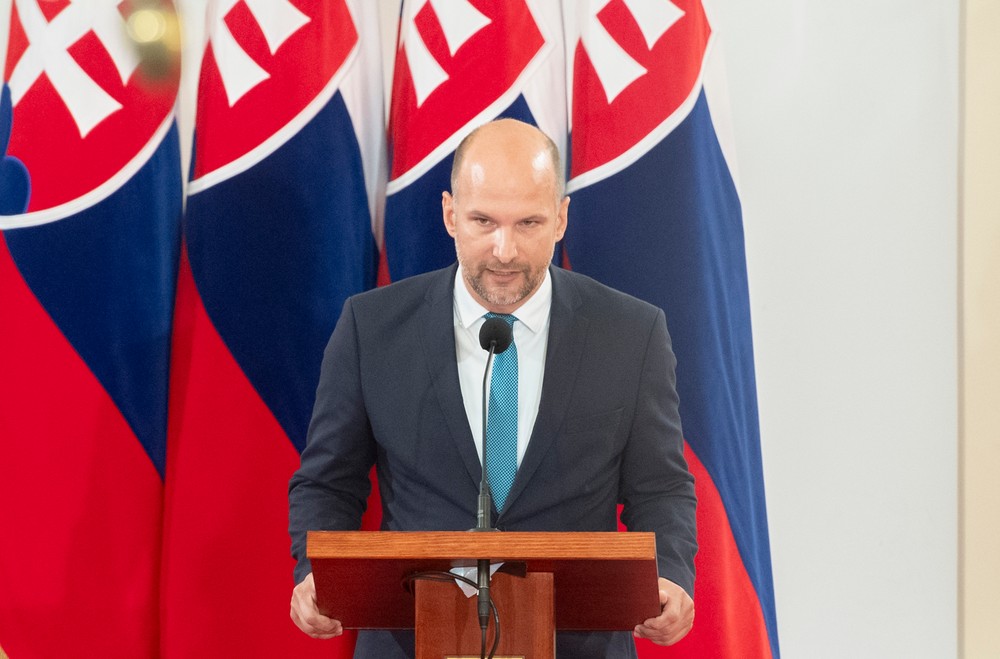 Bratislava NRSR slávnostná schôdza Deň ústavy Gábor Grendel