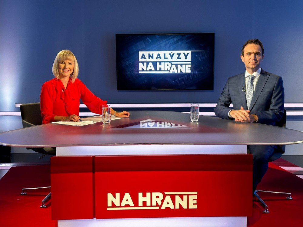 53e9c412-bd5b-475b-8dde-7ce0f6b4e40e