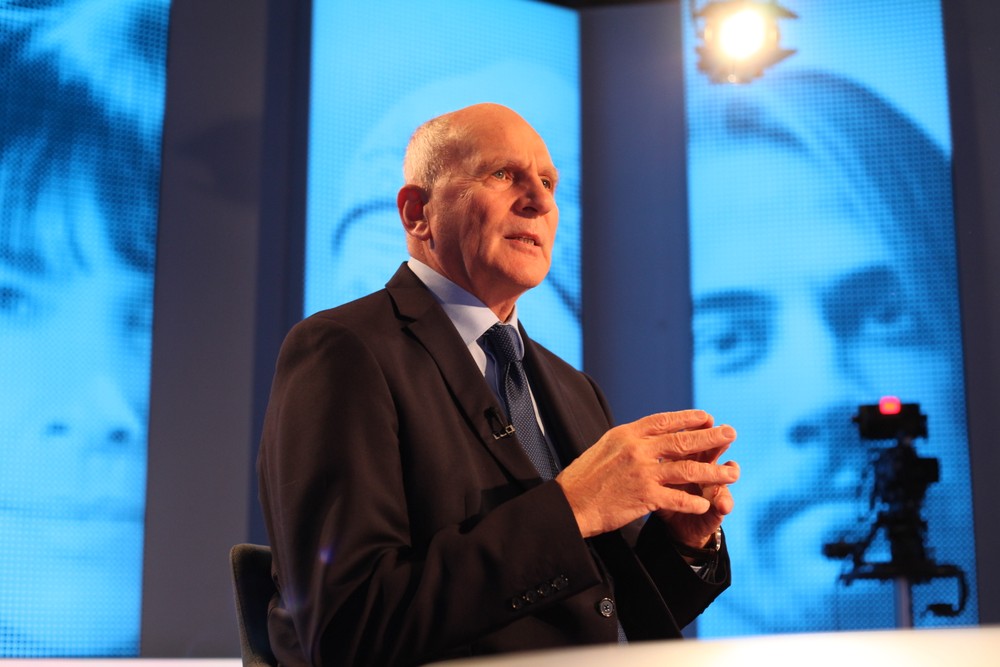 Analýzy Na hrane s Františkom Mikloškom