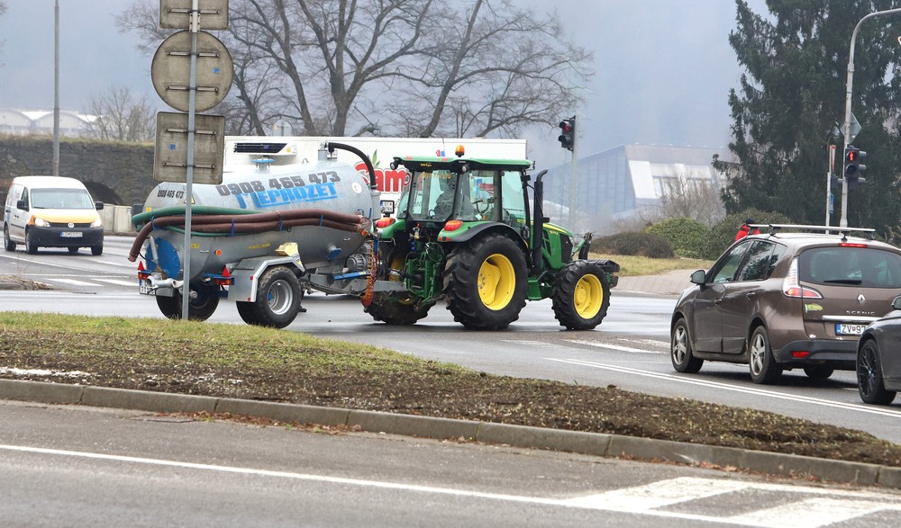farmari protesty traktor ZVOLEN (7)