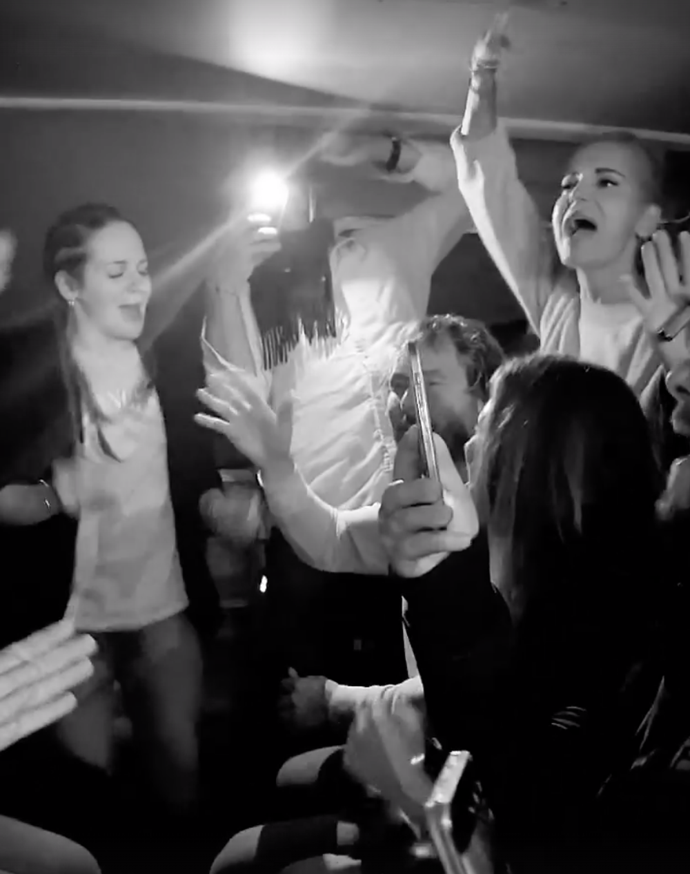 Oslava u Rolins a Nedveda