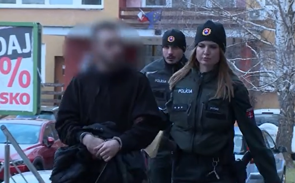 Polícia a obvinený