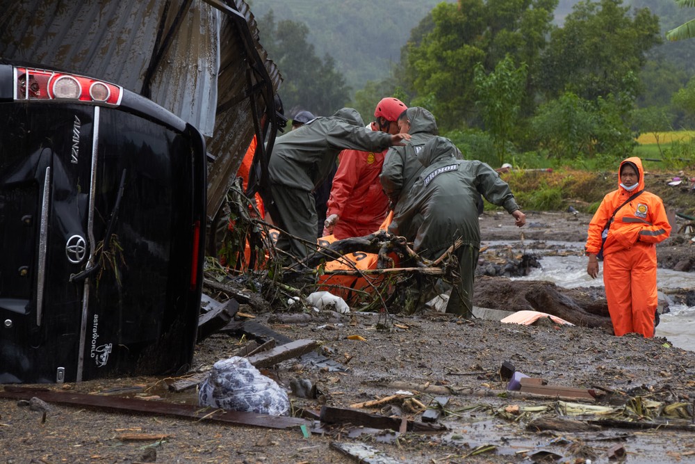 Indonesia_Extreme_Weather_Landslides871645