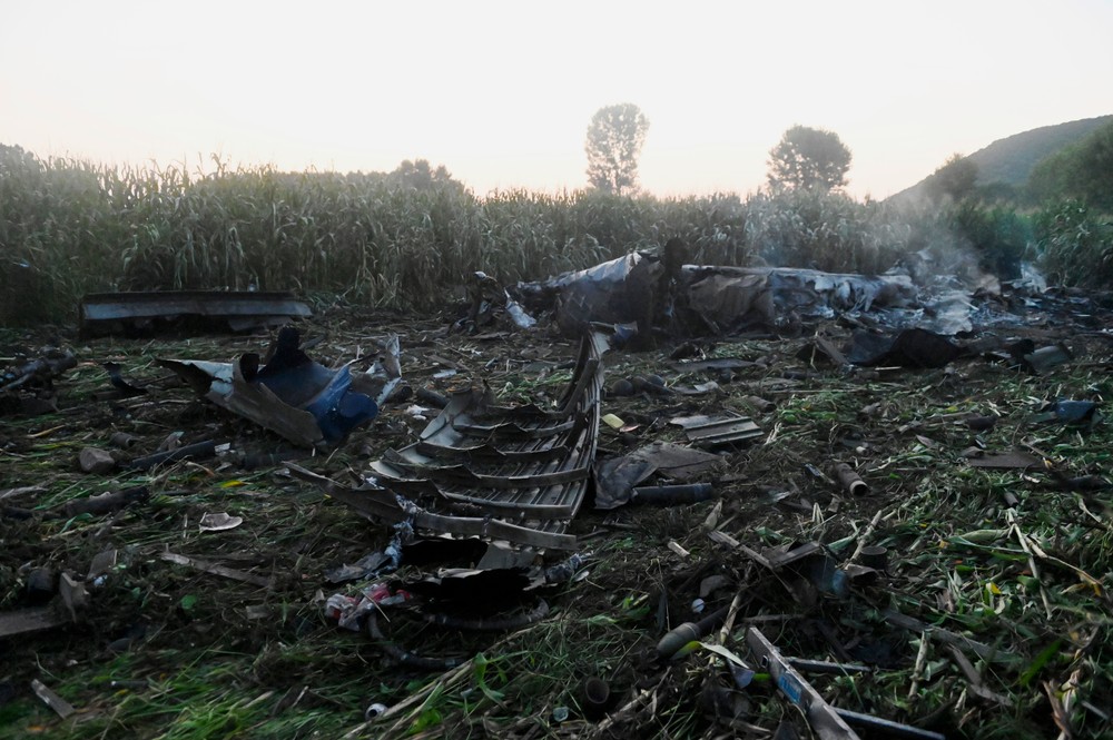 Greece_Plane_Crash_97036-ce7a5b50e5f24f04aa8e795df844c6cf