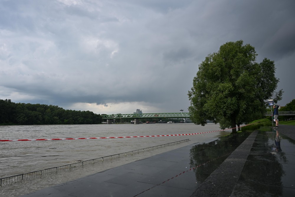 03062024_zvysena_hladina_dunaja_1047720