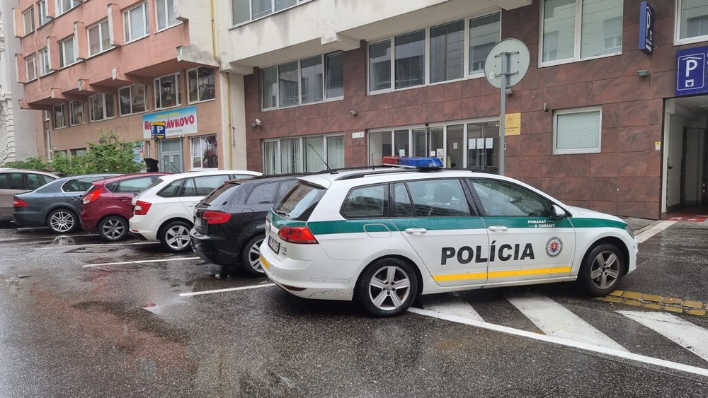 Na deti v škôlke padla omietka