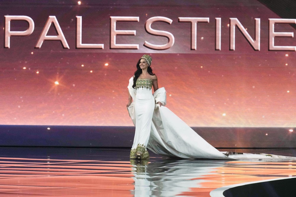 Thailand_Miss_Universe849878 (1)