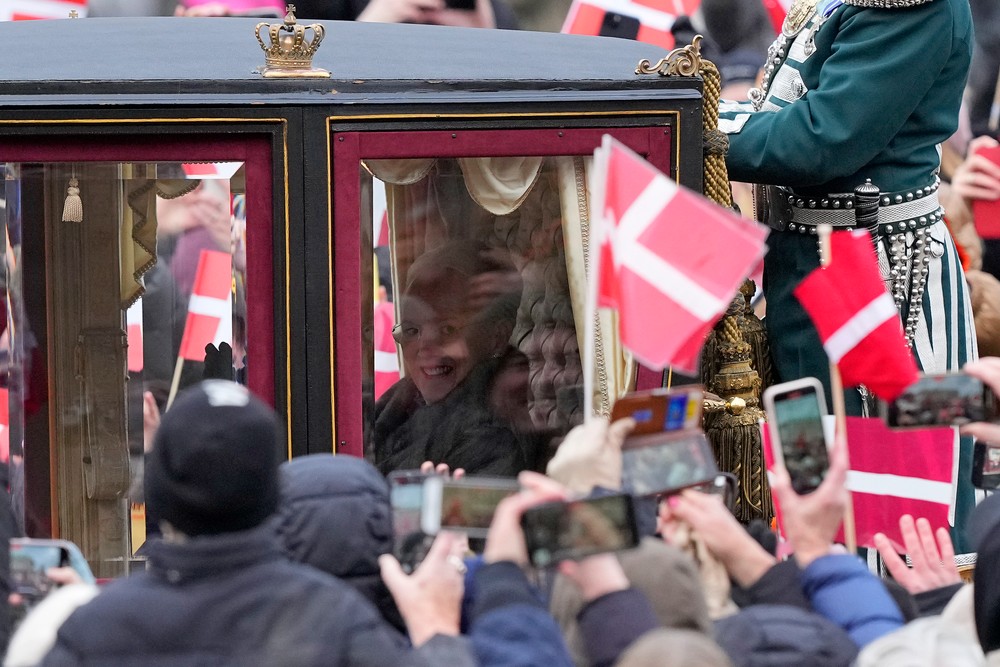 Denmark_Royal_Abdication984236