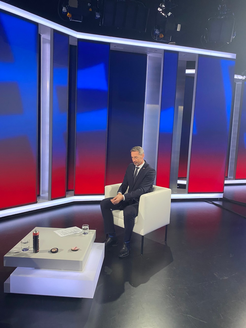 Politika 24 s Milanom Majerským