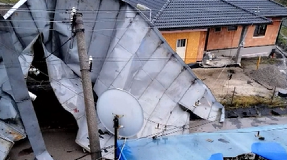 Severom Slovenska sa prehnal vietor o sile orkánu. Viaceré obce ostali na Štedrý deň bez elektriny