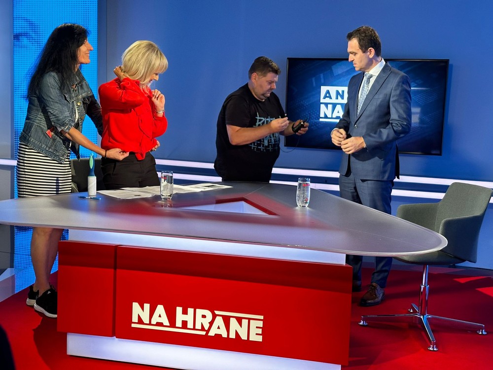 ec776291-aafb-45e0-bb58-bb5cc3cbdac7