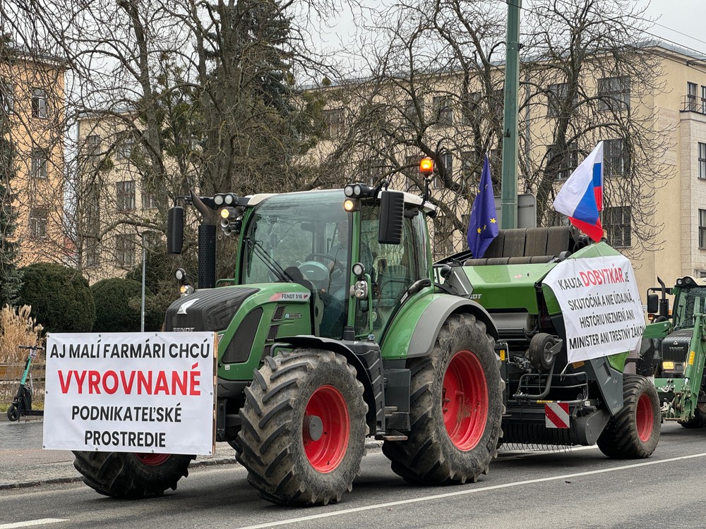 protesty farmari traktor PREŠOV (4)