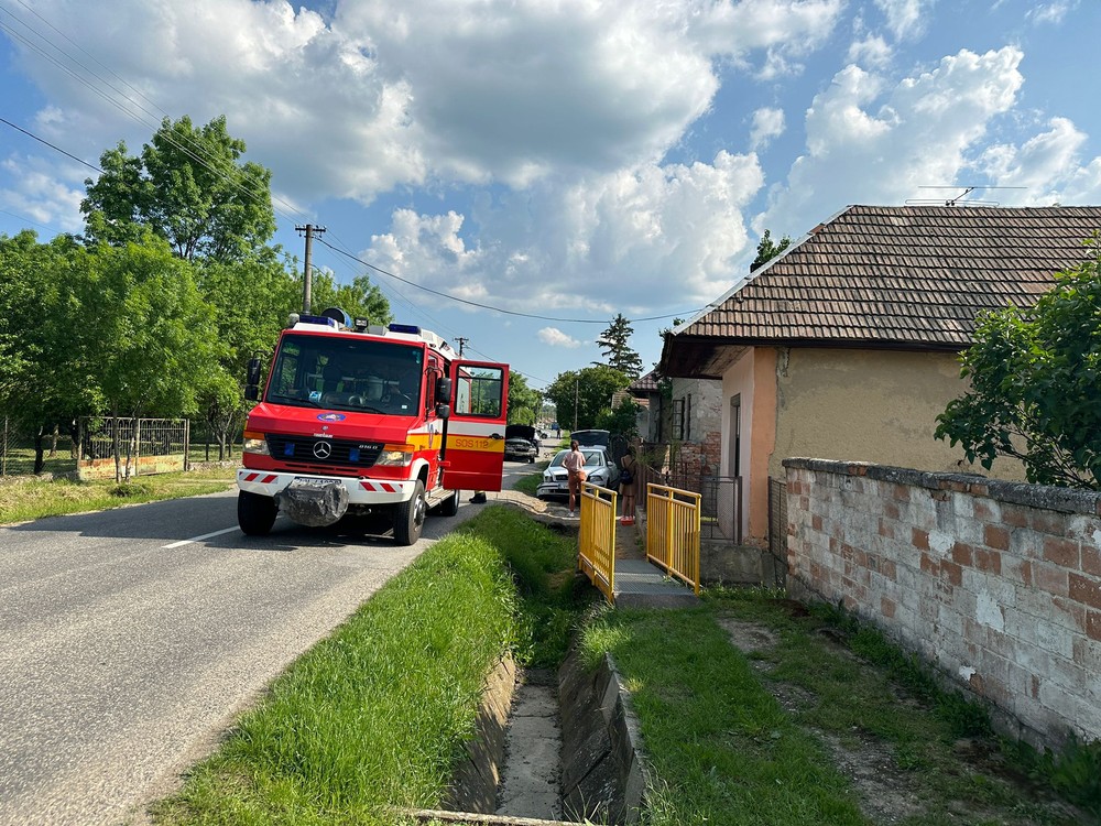 Zrážka aut Sikenica