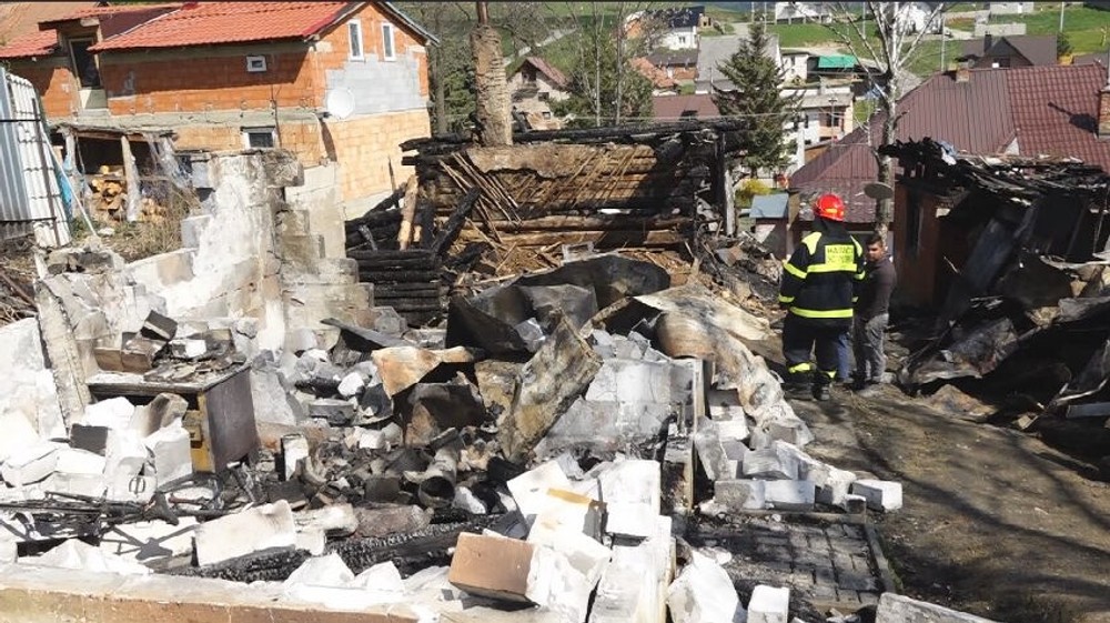 Prišli o strechu nad hlavou (9)