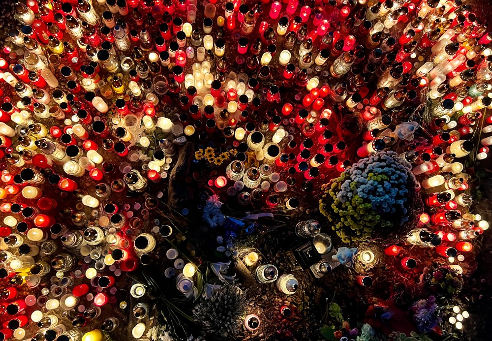 pamiatka obetí nehody na Zochovej (3)