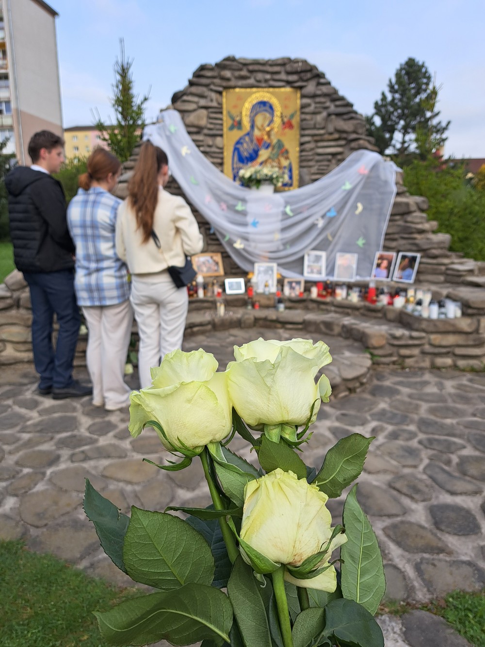 10042024_SR_rozlucka_dievcata_Stara_Ľubovna_nehoda_autobus_POX_3