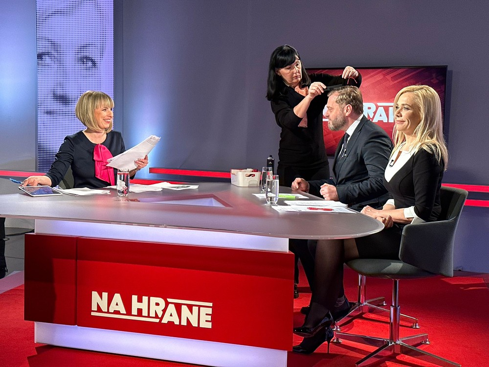 37d20a46-68e9-4fa6-ad87-7b95cc733ca1