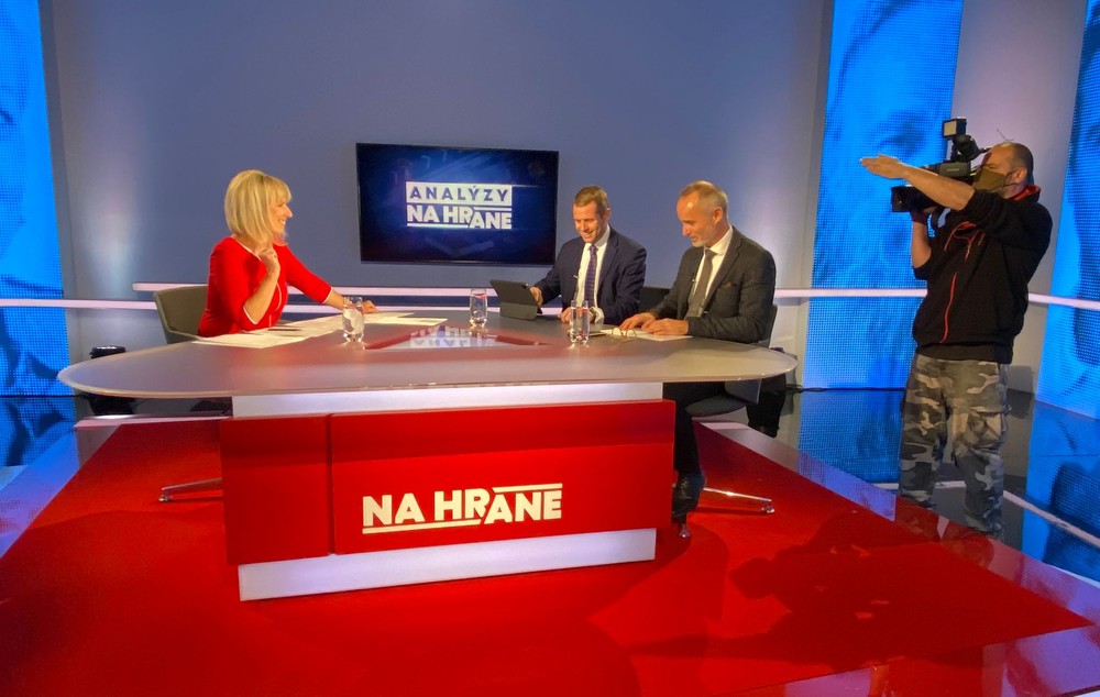 Analýzy Na hrane s Martinom Klusom a Tomášom Valáškom