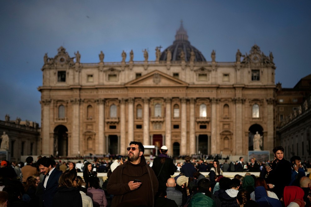 Vatican_Pope317279