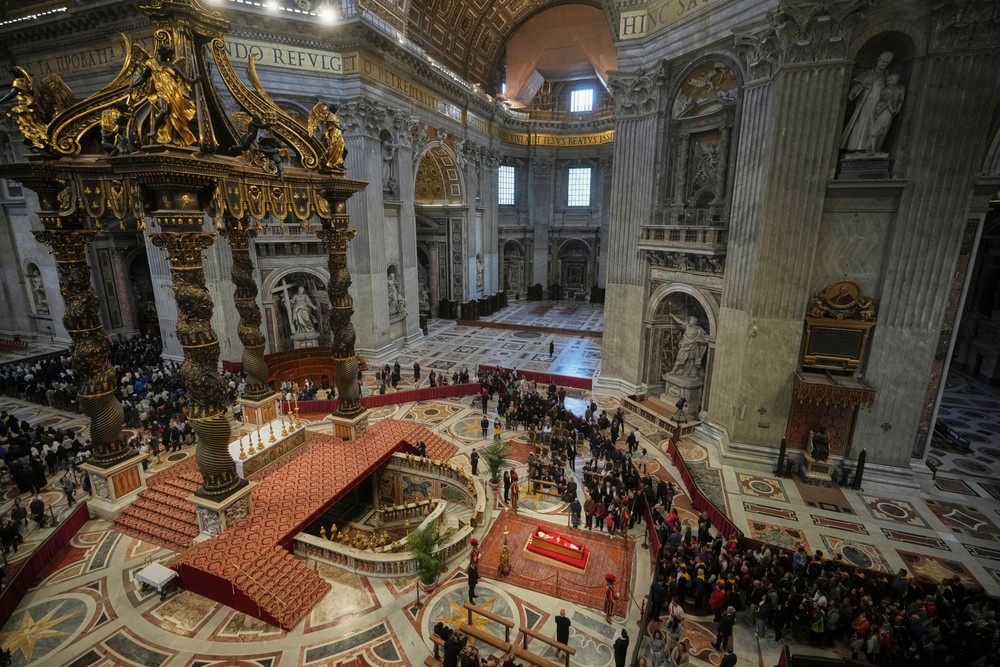 Vatican_Pope311231
