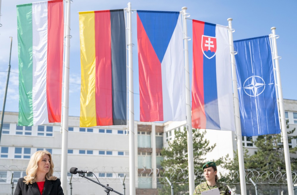 prezidentka Nato il (7)