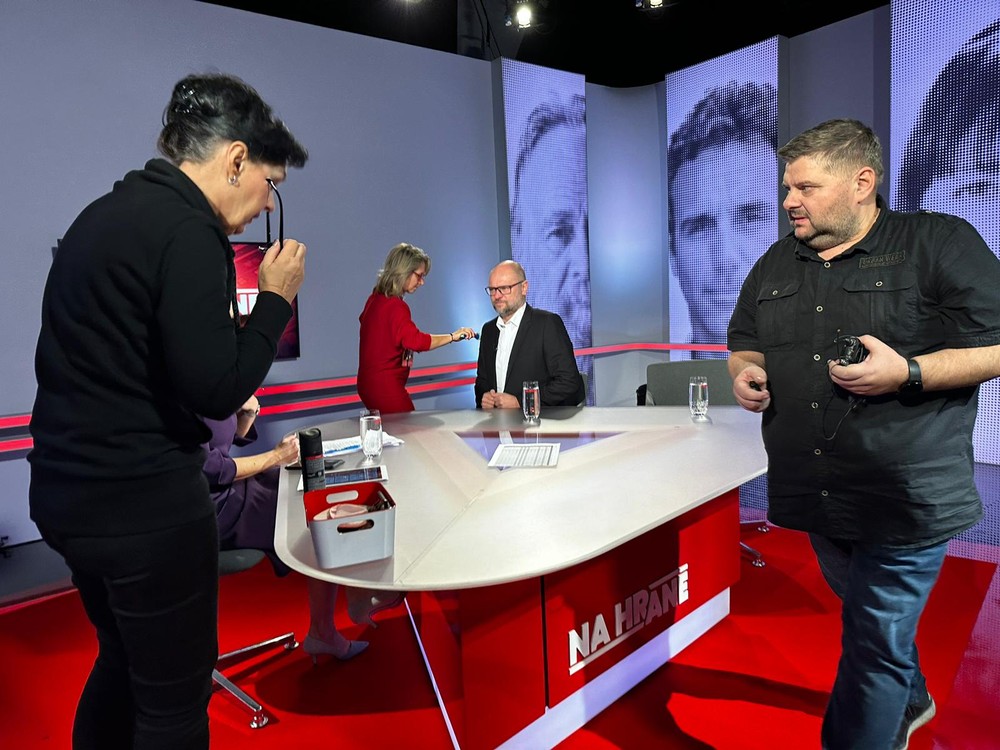 Na hrane o pade vlady