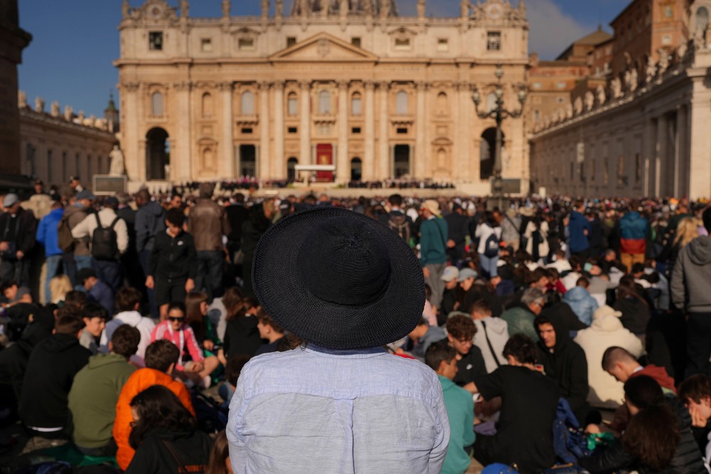 Vatican_Pope317420