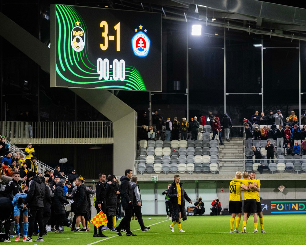 20251106SLOVAN_KUPIO_23171099